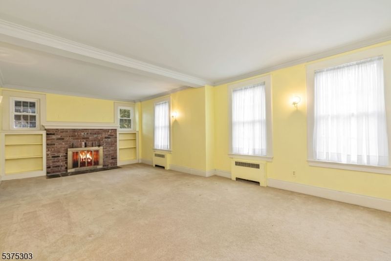 Empty room, Fireplace, Interior