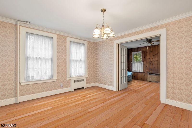 Chandelier, Empty room, Interior, Wood Texture Flooring