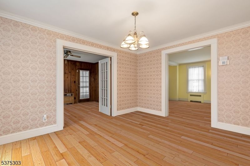 Chandelier, Empty room, Interior, Wood Texture Flooring