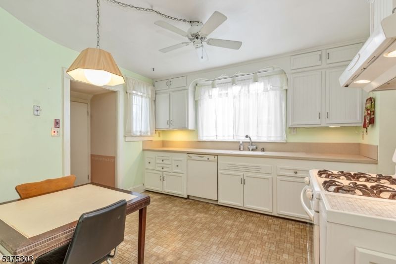Interior, Kitchen, Pendant Lights