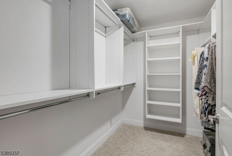 Interior, Walk-in Closets