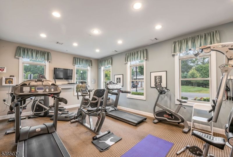 Fitness Equipment, Interior, Recessed Lighting