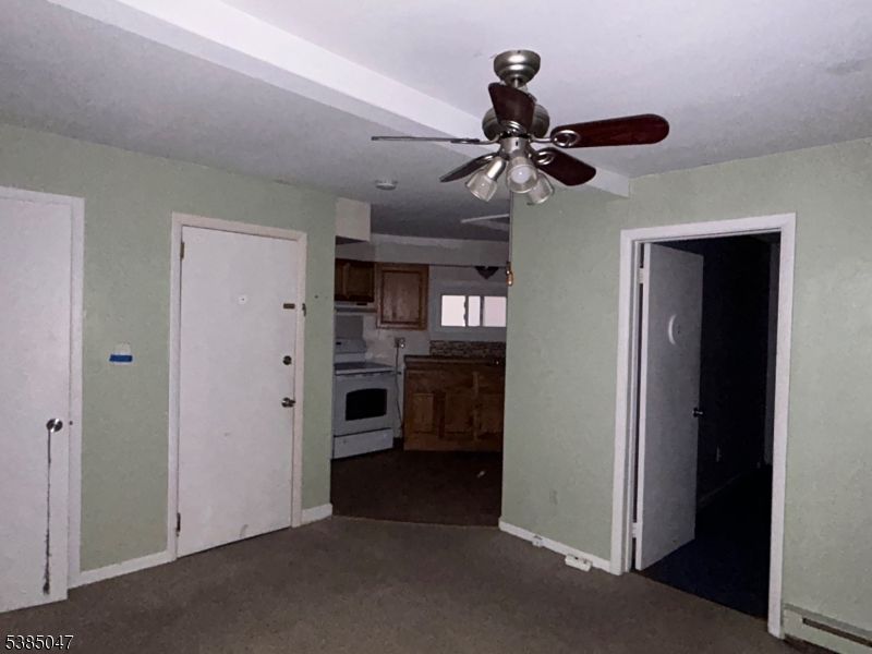 Empty room, Interior, Kitchen