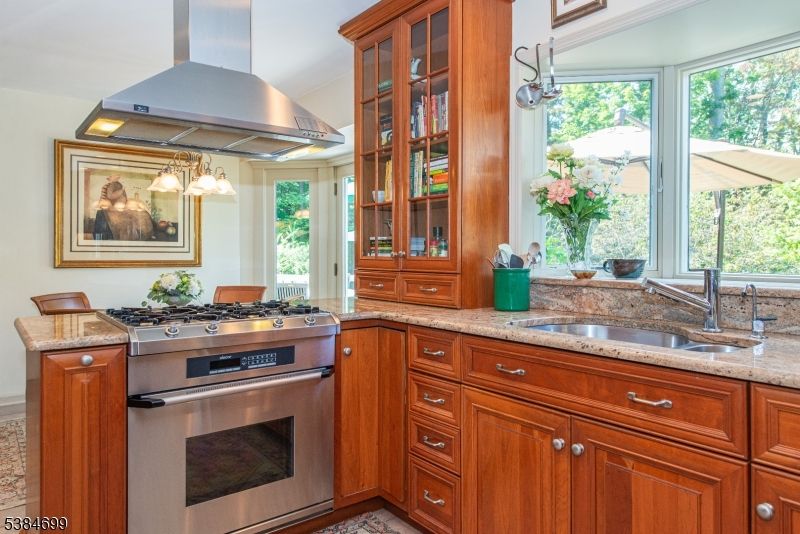 Interior, Kitchen, Pendant Lights, Stainless Steel Appliances