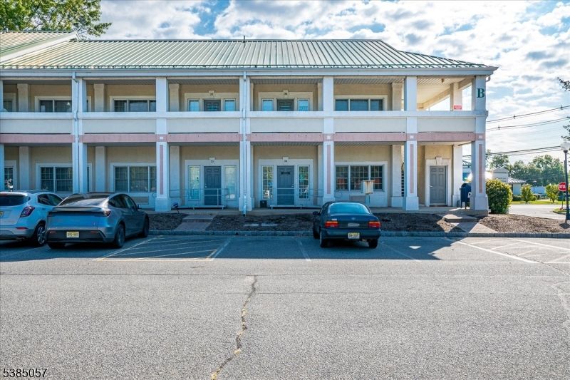 Exterior, Facade, Condo Building