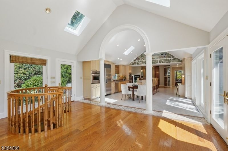 Dining room, Interior, Kitchen, Recessed Lighting, Stainless Steel Appliances, Wood Texture Flooring