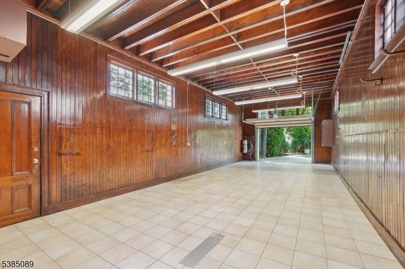 Interior, Wooden Beams, Wooden Walls