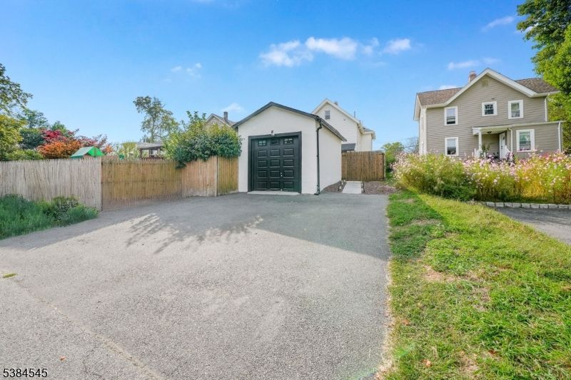 Backyard, Detached Garage, Exterior