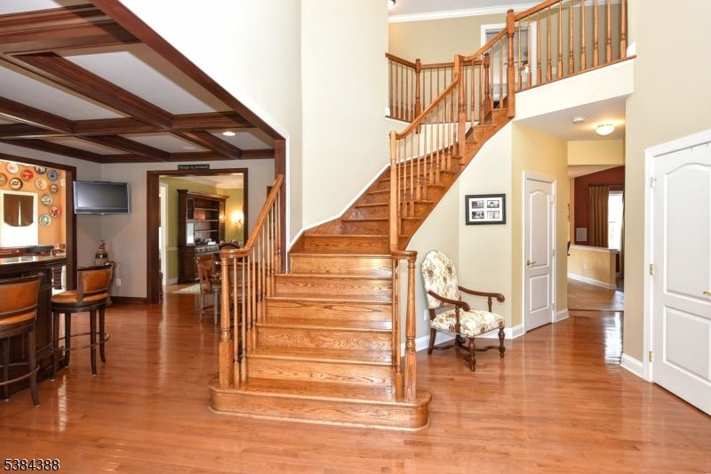 Interior, Recessed Lighting, Wooden Beams, Wood Texture Flooring