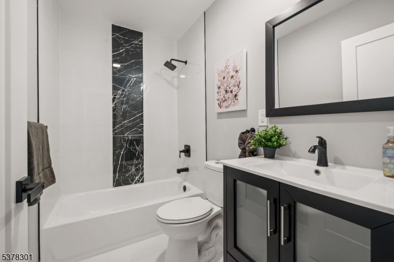Bathroom, Interior, Marble Walls