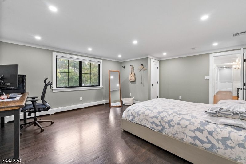 Bedroom, Home Office, Interior, Recessed Lighting, Wood Texture Flooring