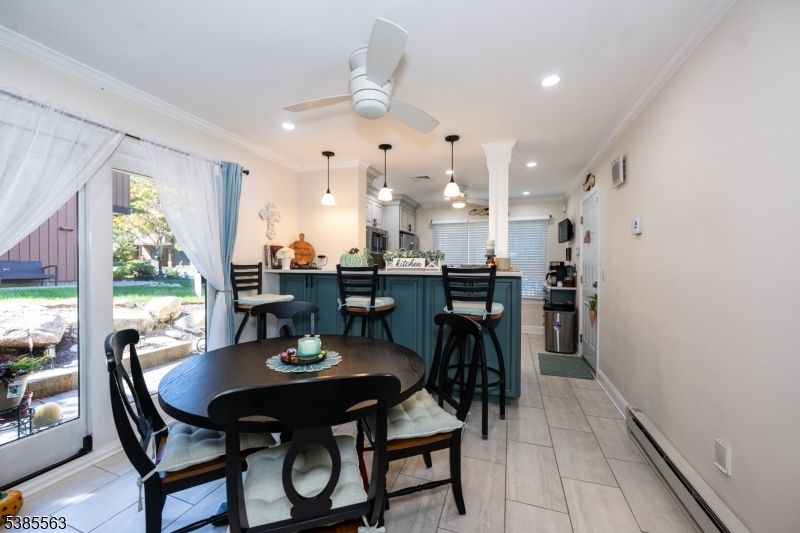 Dining room, Interior, Kitchen, Pendant Lights, Recessed Lighting