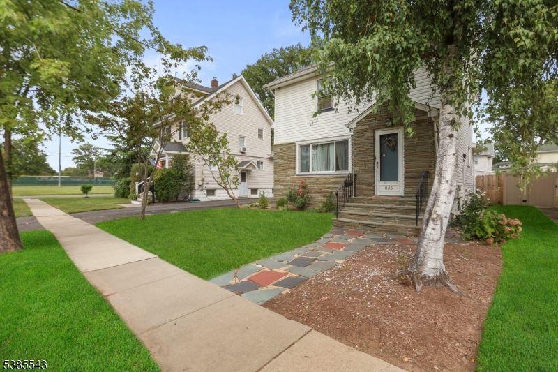 Backyard, Exterior, Facade, Tudor Revival