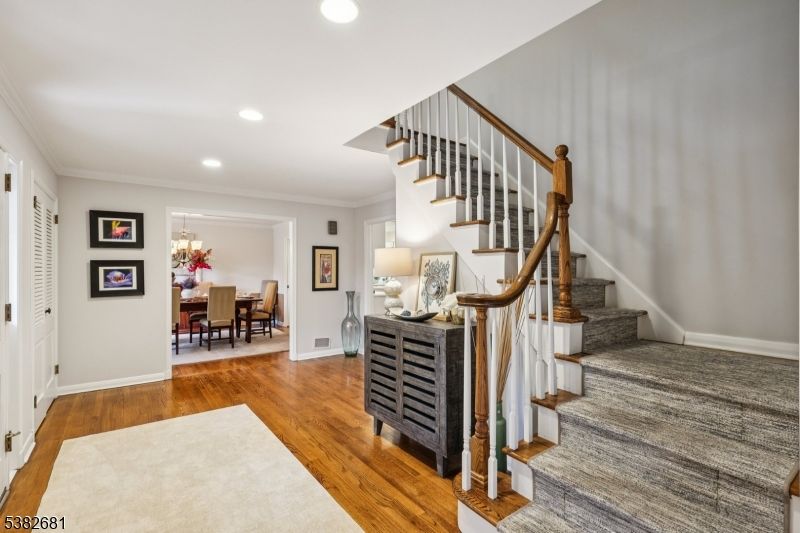 Chandelier, Dining room, Interior, Recessed Lighting, Wood Texture Flooring