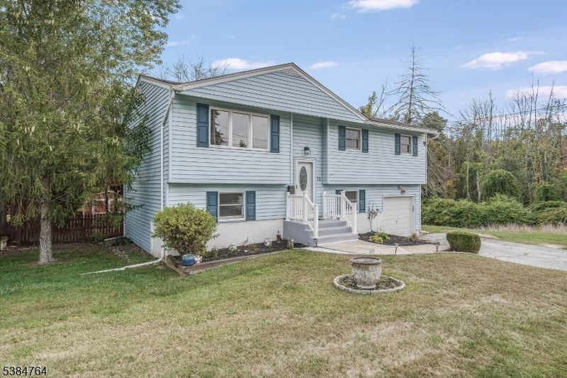 Attached, Backyard, Exterior, Facade, Raised Ranch