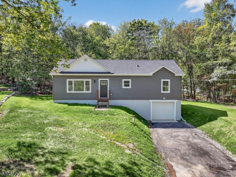 Attached, Backyard, Exterior, Facade, Raised Ranch