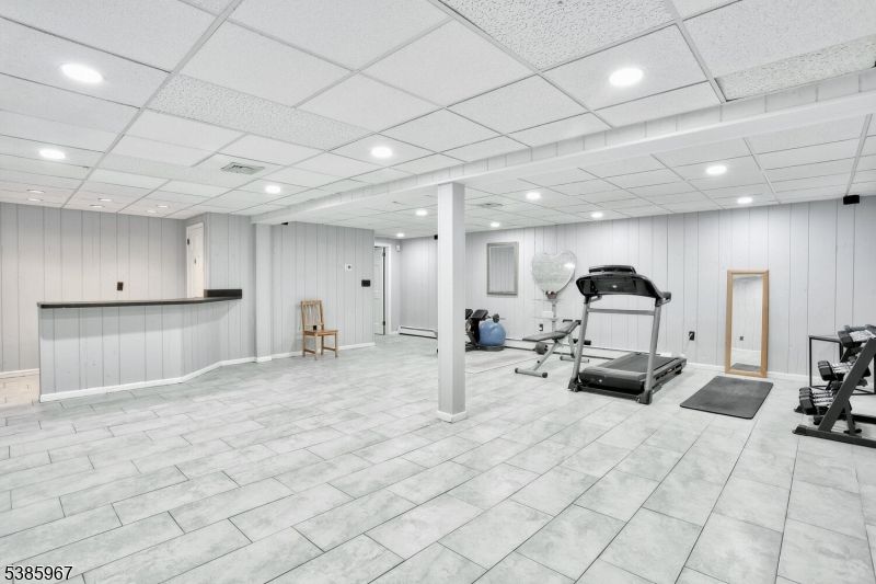 Fitness Equipment, Interior, Recessed Lighting