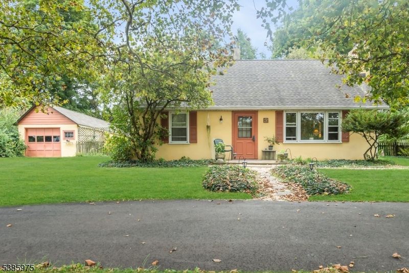 Attached, Backyard, Exterior, Facade, Cape Cod