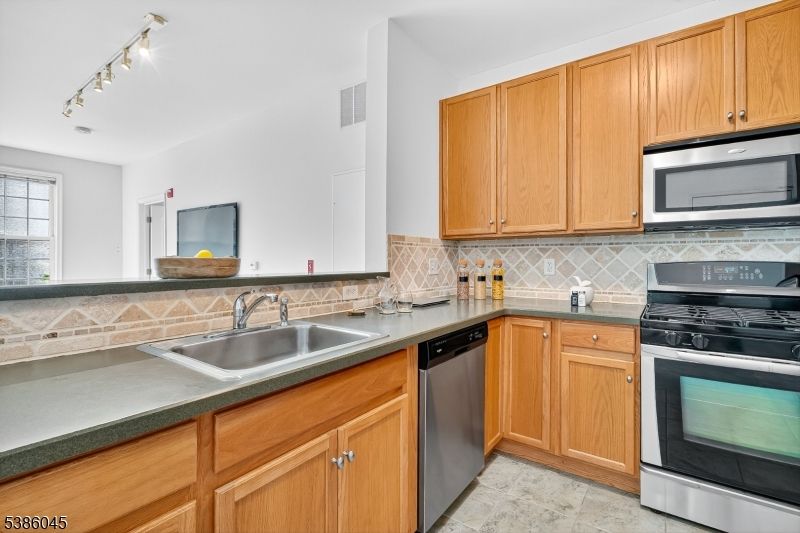Interior, Kitchen, Stainless Steel Appliances