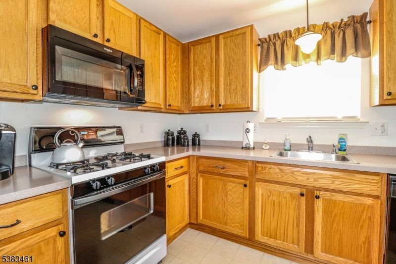 Interior, Kitchen, Pendant Lights
