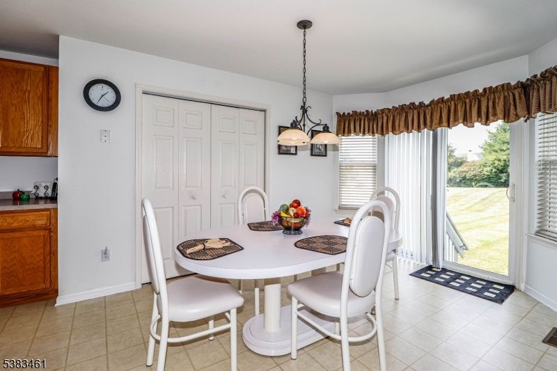 Dining room, Interior, Pendant Lights