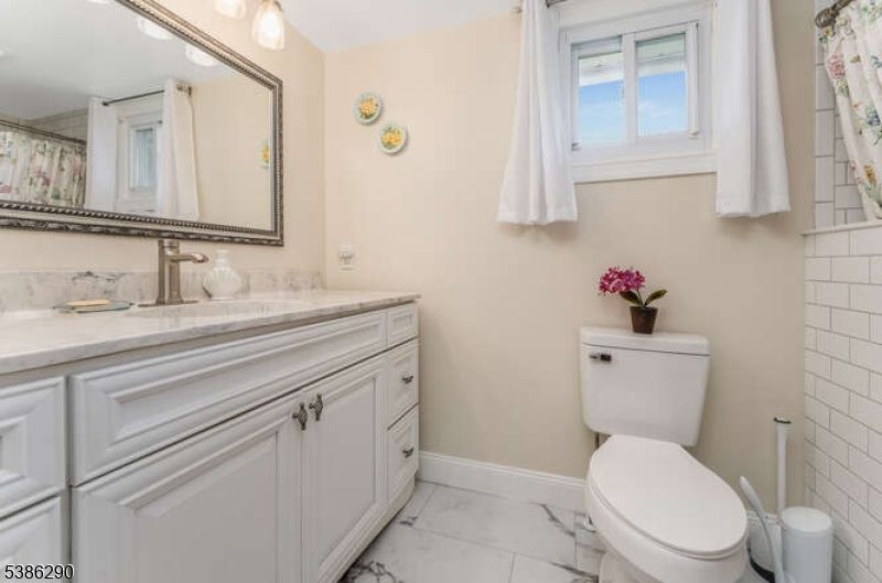 Bathroom, Interior, Marble
