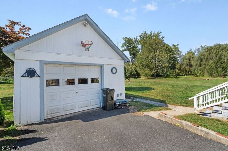 Backyard, Detached Garage, Exterior