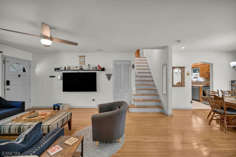 Dining room, Interior, Kitchen, Living room, Recessed Lighting, Wood Texture Flooring