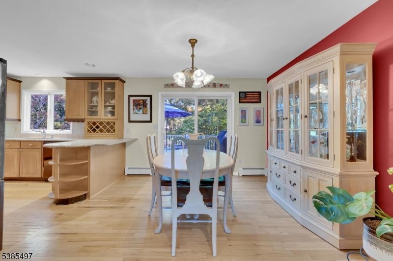 Chandelier, Dining room, Interior, Pendant Lights, Recessed Lighting, Wood Texture Flooring
