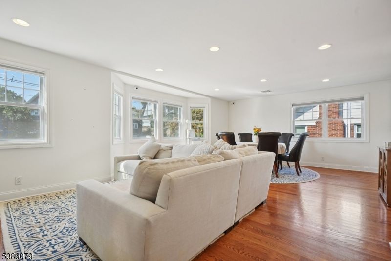 Dining room, Interior, Living room, Recessed Lighting, Wood Texture Flooring
