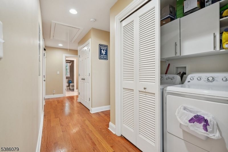 Interior, Recessed Lighting, Utility Closets, Washer, Wood Texture Flooring