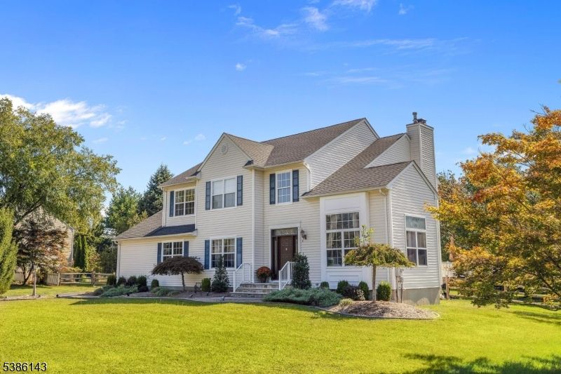 Backyard, Exterior, Facade, Farmhouse