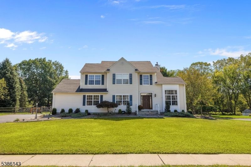 Backyard, Exterior, Facade, Georgian