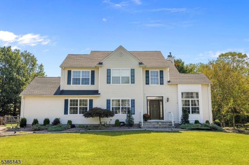 Backyard, Exterior, Facade, Farmhouse