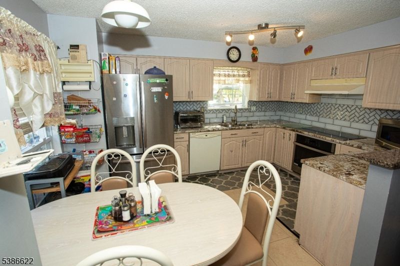 Dining room, Interior, Kitchen