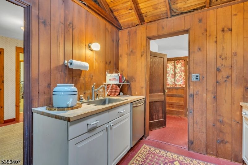 Interior, Kitchen, Wooden Ceilings, Wooden Walls