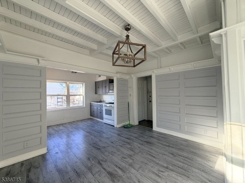 Empty room, Interior, Kitchen, Wood Texture Flooring