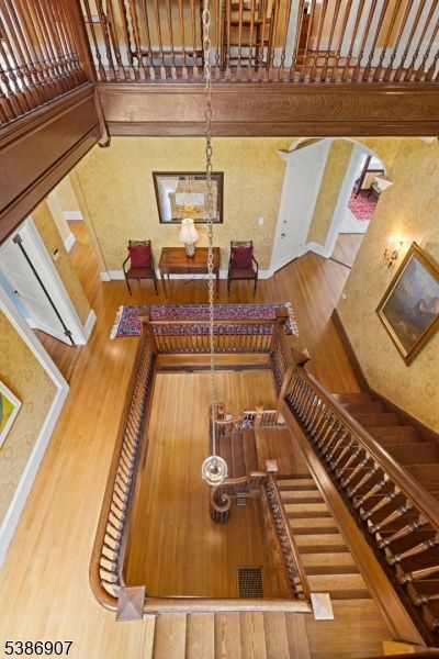 Interior, Pendant Lights, Wood Texture Flooring