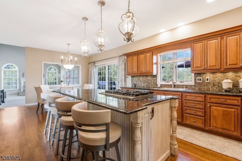 Chandelier, Dining room, Interior, Kitchen, Pendant Lights, Recessed Lighting, Wood Texture Flooring