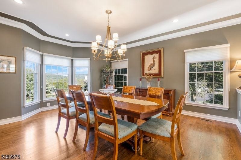 Chandelier, Dining room, Interior, Recessed Lighting, Wood Texture Flooring