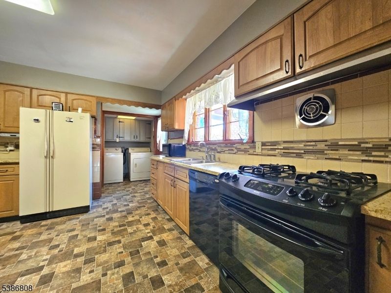 Interior, Kitchen, Washer