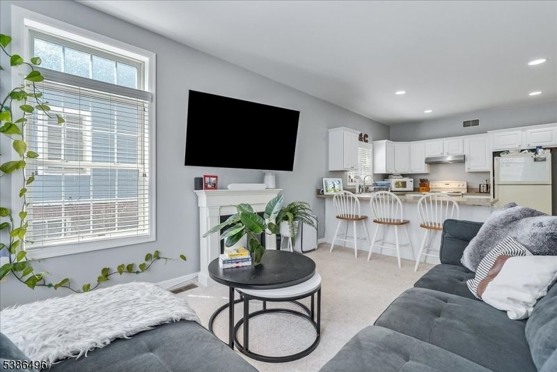 Interior, Kitchen, Living room, Recessed Lighting