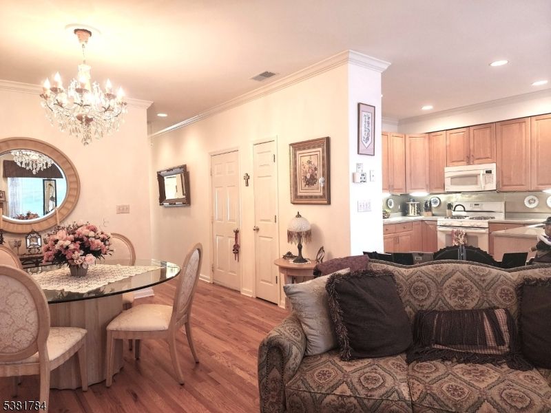 Chandelier, Dining room, Interior, Kitchen, Recessed Lighting, Wood Texture Flooring