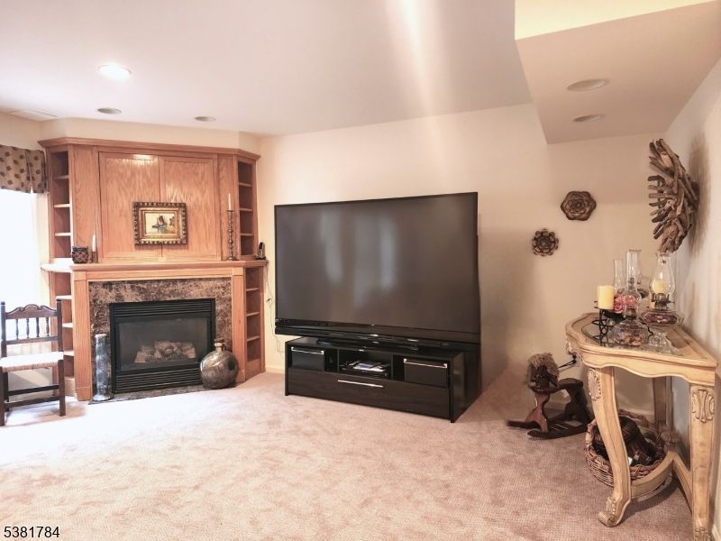 Fireplace, Interior, Recessed Lighting