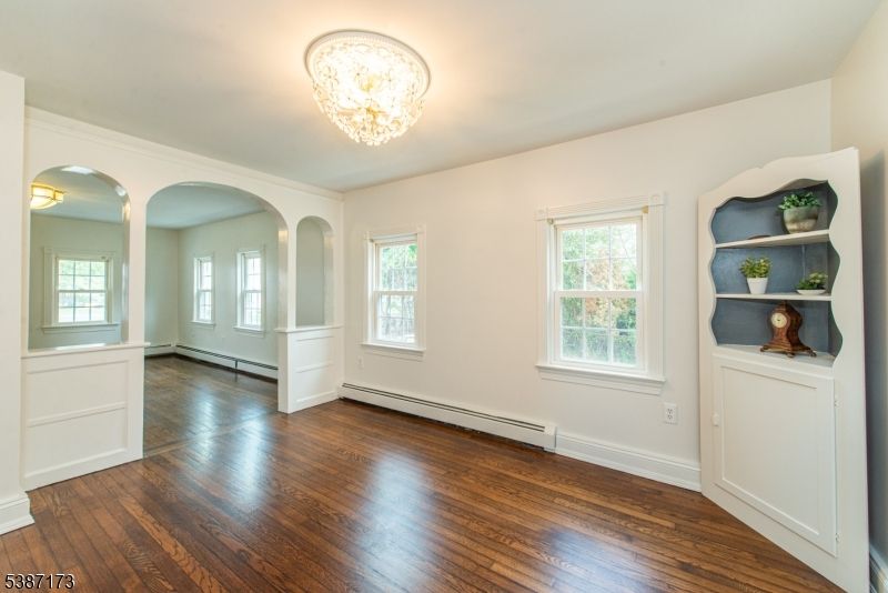Chandelier, Empty room, Interior, Wood Texture Flooring