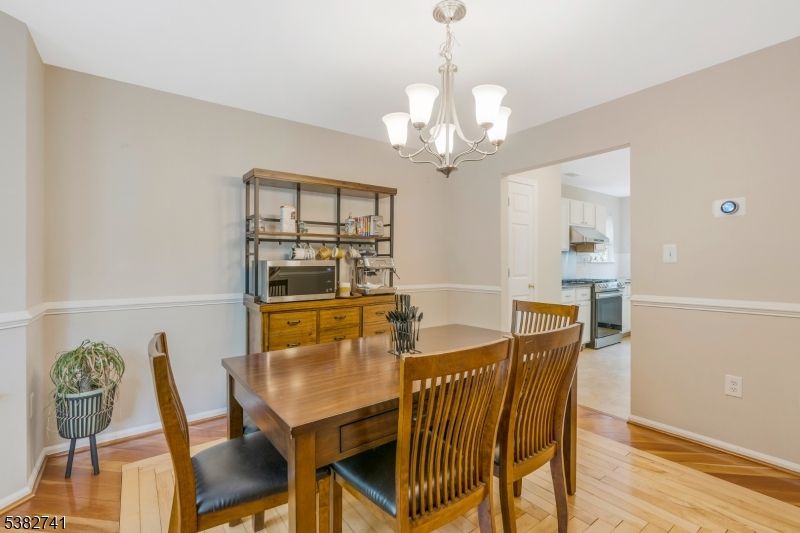 Chandelier, Dining room, Interior, Kitchen, Wood Texture Flooring