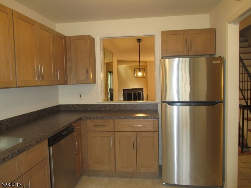Interior, Kitchen, Pendant Lights, Stainless Steel Appliances
