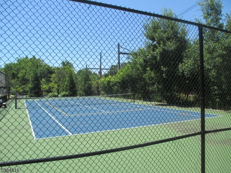 Exterior, Tennis Courts