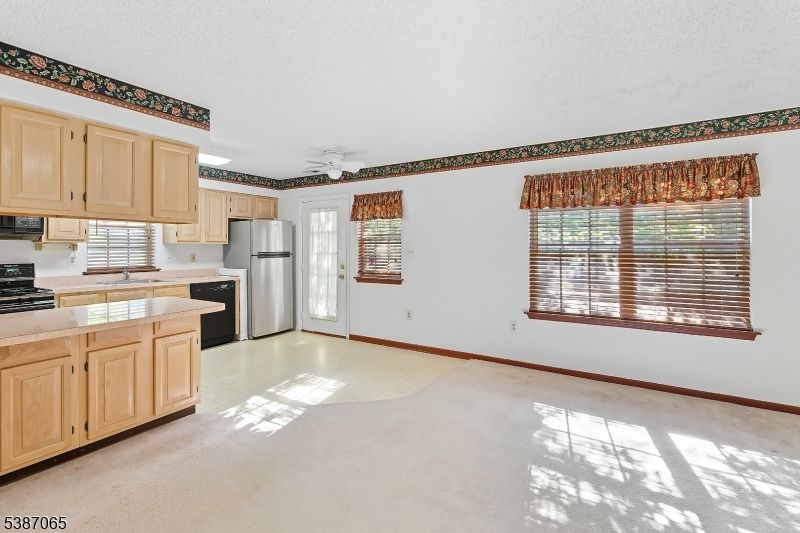 Empty room, Interior, Kitchen