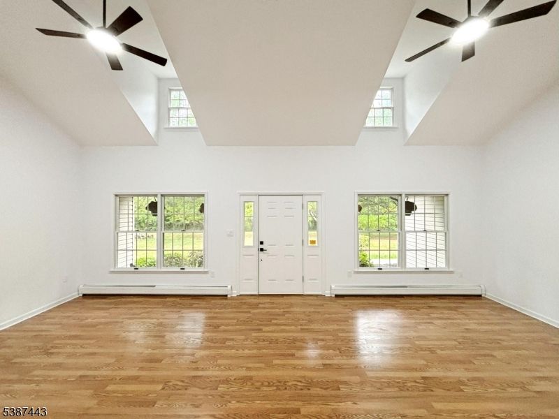 Empty room, Interior, Wood Texture Flooring